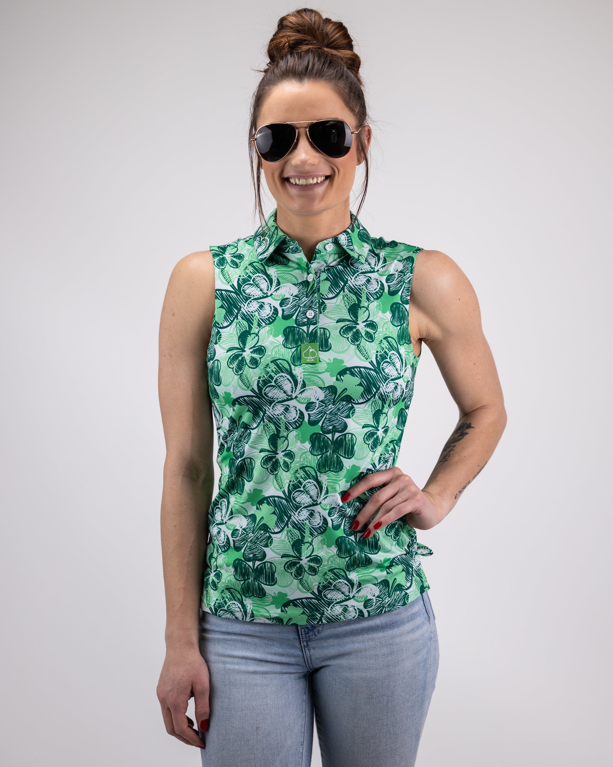 Women's Shamrock Sketch Light